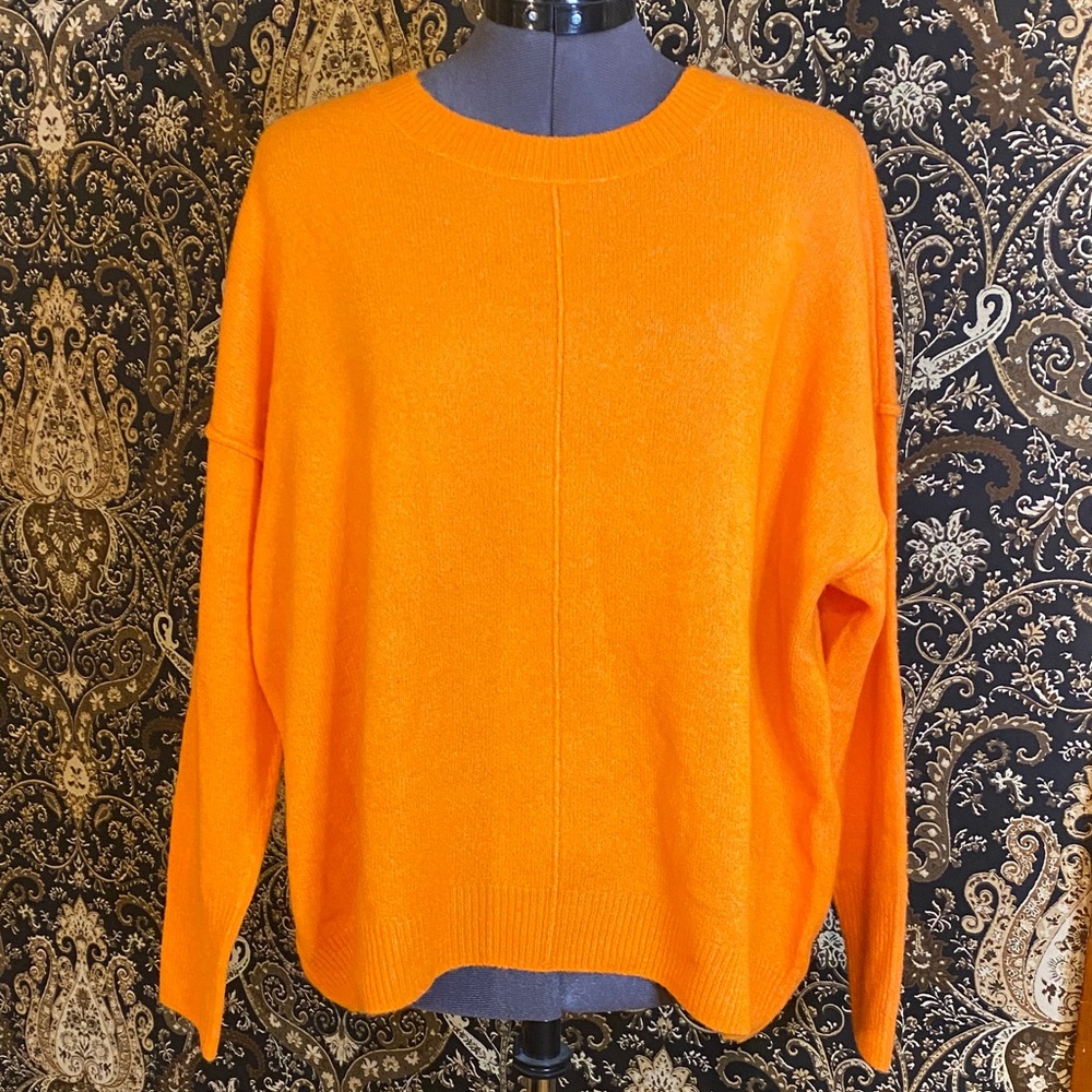 Vince Camuto Pumpkin Orange Oversized Sweater M